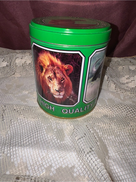 Decor Other - Kenya Green Acres Elephant Lion Cheetah Decorative Tea Tin Canister